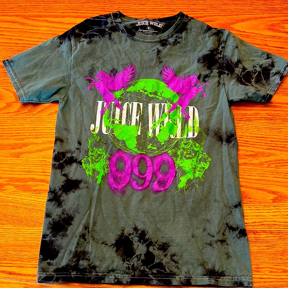t shirt